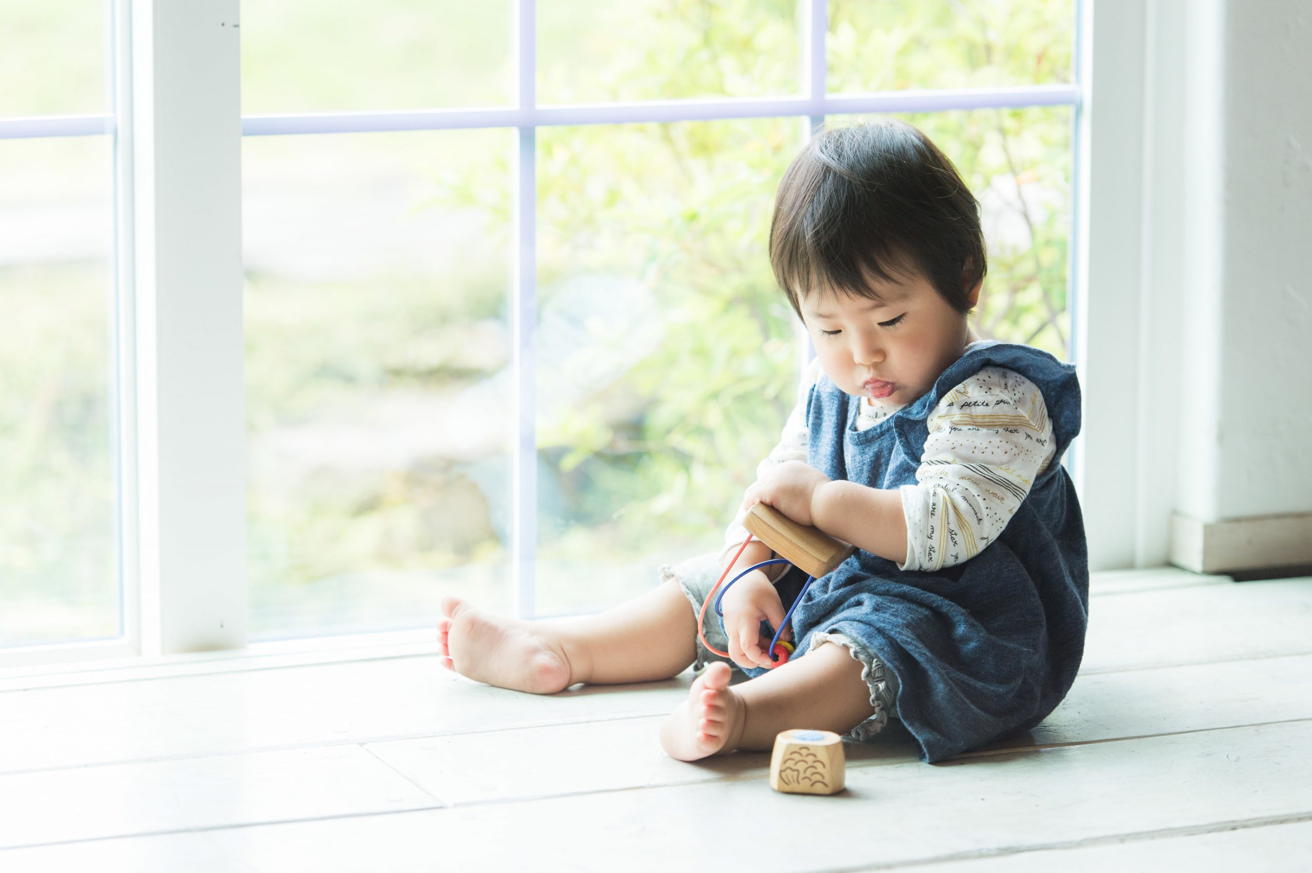 赤ちゃんのひとり遊びの重要性 赤ちゃん成長ナビ 小児科専門医師 監修
