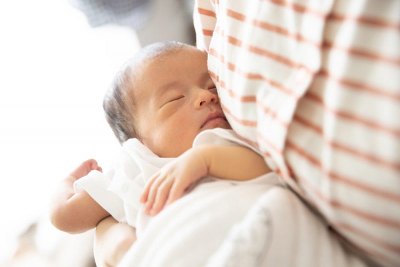 産後すぐ母乳が出ない時の対処法